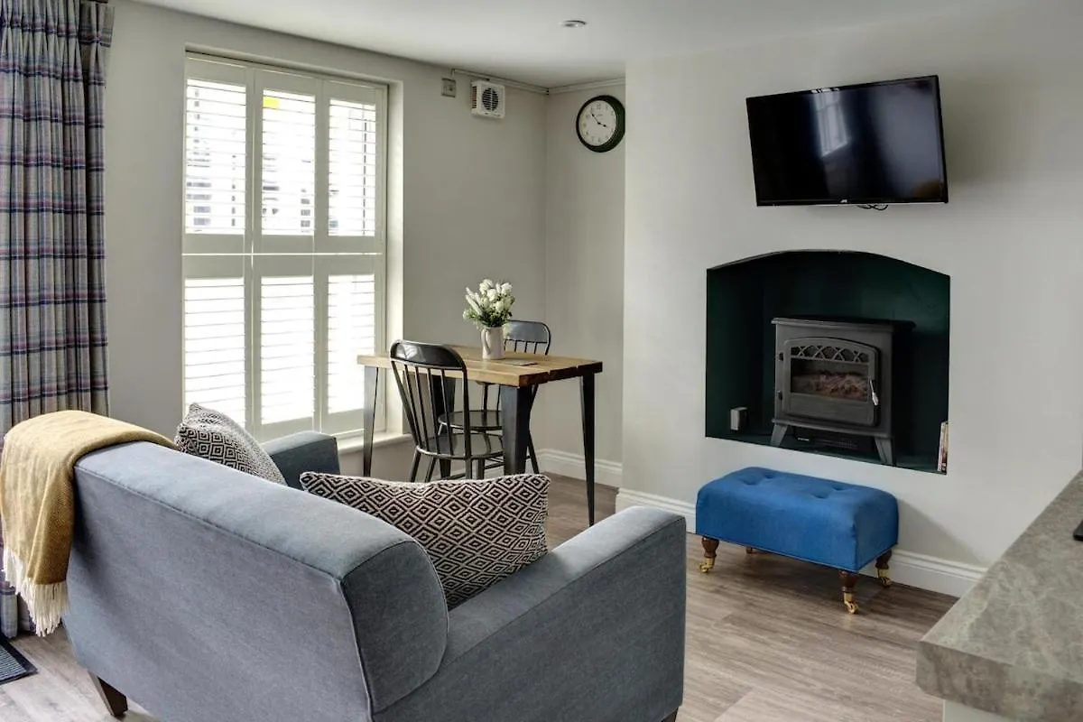Beautiful Townhouse Close To Montpellier, Sleeps 6 Cheltenham United Kingdom